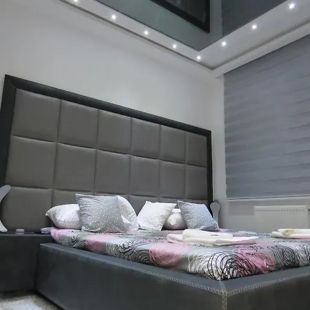 Grey Apartment Nis Exterior photo