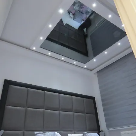 Grey Apartment Nis Exterior photo