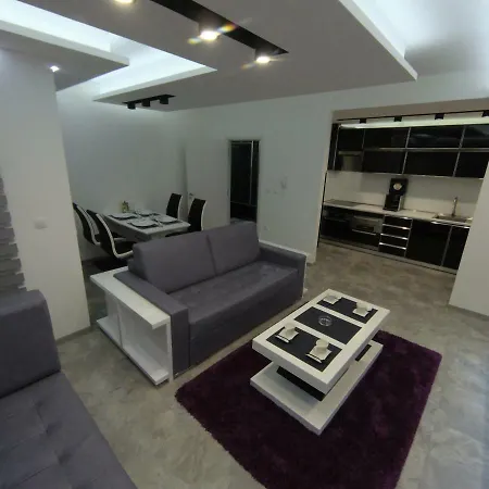 Grey Apartment Nis Exterior photo