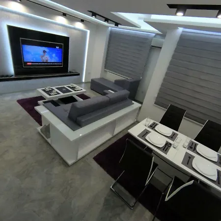 Grey Apartment Nis Exterior photo